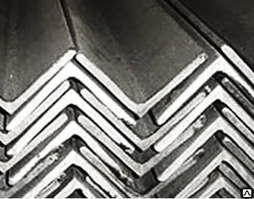 Фото №0 Угол оцинкованный 32х4 мм