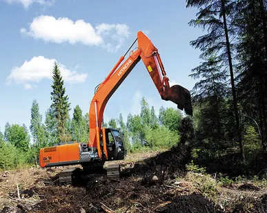 фото Гусеничный Экскаватор ZX240-5G