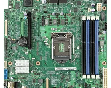 фото Материнская плата Intel