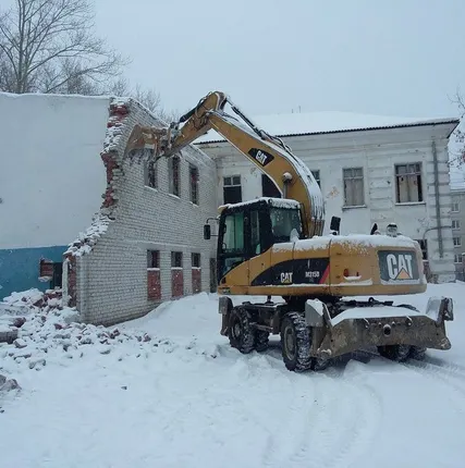 Фото №0 Снос ветхих домов и построек