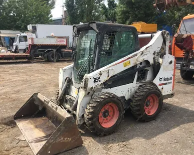 фото Аренда мини-погрузчика Bobcat S530, Ростов-на-Дону