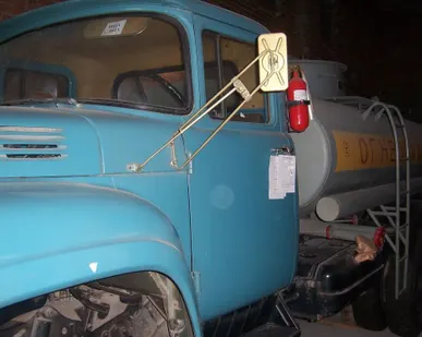 фото Бензовоз ацв-4