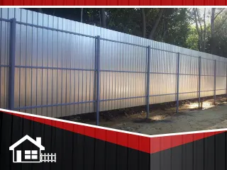 Фото №0 Установка забора из профнастила оцинковка C-8