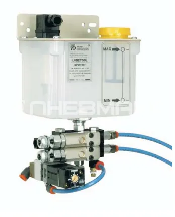 Фото №0 70.004.1_(MINI-GF-2/1.2L) - Станция микросмазки, бак 1,2л, подача - 2 выхода по 2...41мм3/цикл, генератор импульсов, коаксиальные трубки - 5м