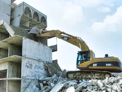 Фото №0 Демонтаж зданий