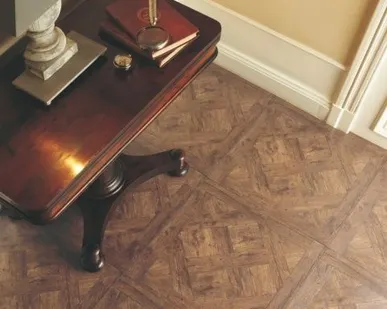 фото Ламинат Quick Step ARTE UF1155 Версаль светлый 32кл 9,5мм фаска