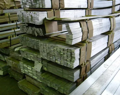 фото Шина алюминиевая (электротехническая) 30х6 Д16