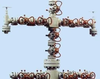 фото Арматура фонтанная колонная, насосы задвижки клапаны