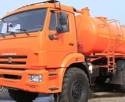 Фото №0 Автоцистерна под Нефтепродукты НЕФАЗ – 66069-46