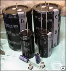 фото Конденсатор 400 В 25 кВАр 50Гц C=3 X 165,9 micro F D, 4RB5250-5AB40