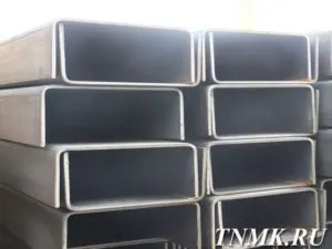 фото Швеллер гнутый 250*60*4