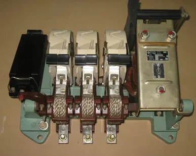 фото Контактор ES-250/3 250А 220В