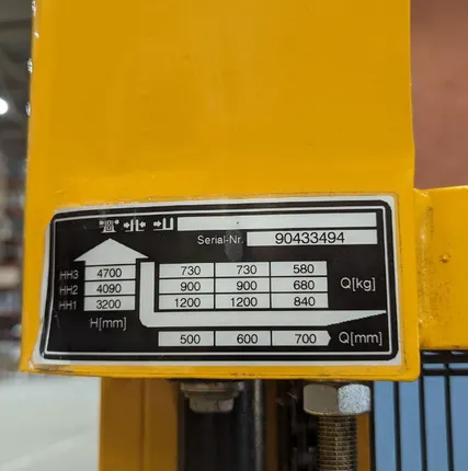 Фото №3 Электрический поводковый штабелер Jungheinrich EJC 212