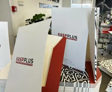 фото Печатаем папки картонные с Вашим логотипом