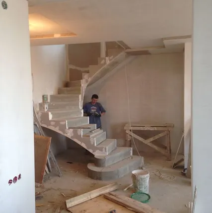 Фото №0 Лестницы железобетонные