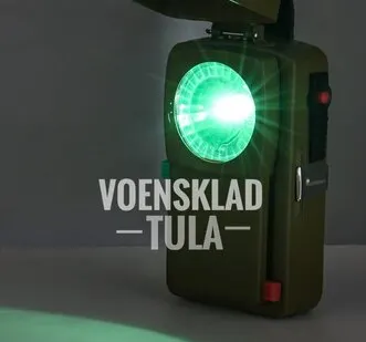 фото Классический армейский сигнальный фонарь со светофильтрами