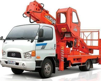 фото Услуги автовышка телескоп, высота подъема 28 м.