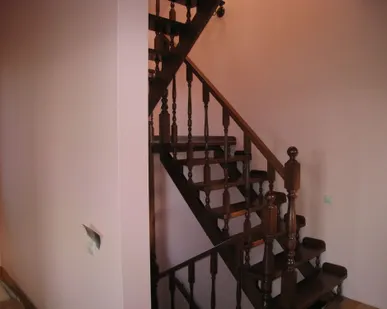 фото Балясины для лестниц