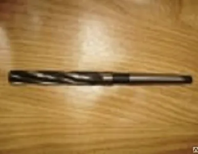 фото Зенкер спиральный с коническим хвостовиком Р6М5 4-х зубый