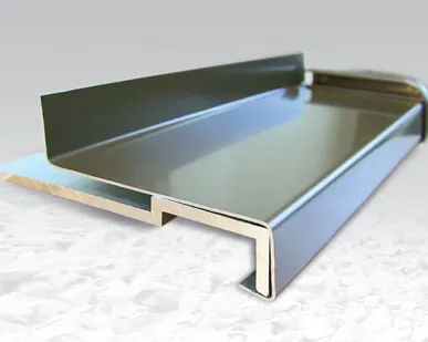 фото Отлив оконный