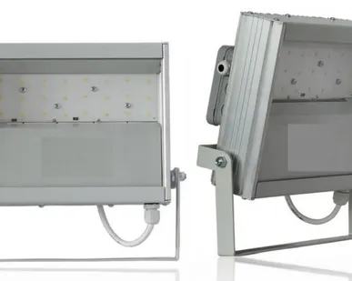 фото Светодиодный прожектор  для бассейна 30w