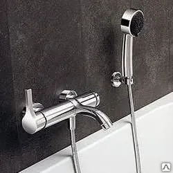 Фото №0 Установка смесителя в ванной