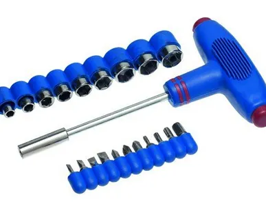 фото Набор отверток с Т-образной ручкой битами и головками, 20 предметов РемоКолор 33-2-123