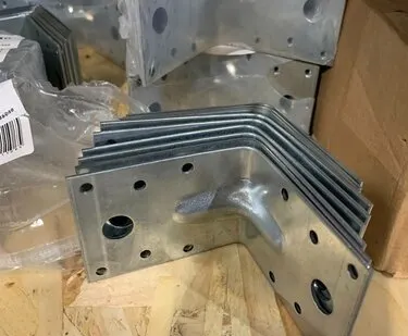 фото Уголок усиленный 70х70х55