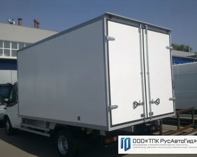 фото Промтоварный фургон Ford Transit 300 SWB