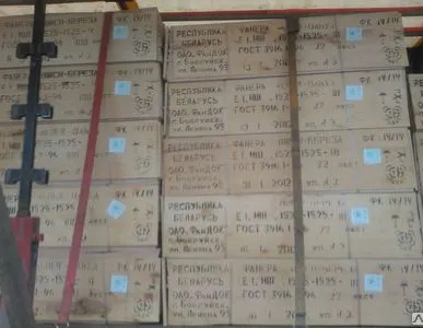 фото Фанера Влагостойкая 10 мм 3/4 шл.2 сторон.1525х1525мм ГОСТ 3916.1-96, лист