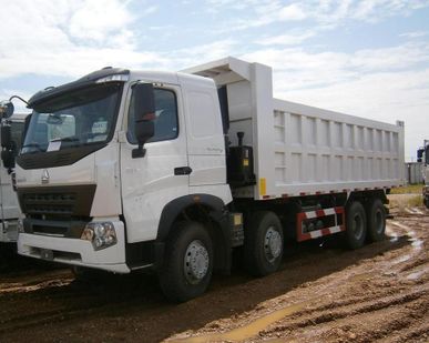 фото Самосвал HOWO ZZ3407S3867P