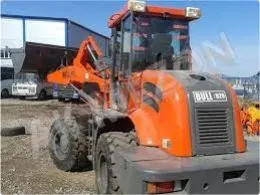 фото Услуги аренда погрузчика Bull SL920