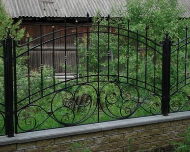 фото Забор металлический