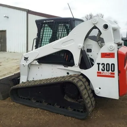 Фото №0 Аренда мини-погрузчика Bobcat T300