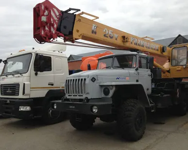 фото Автокран Галичанин КС 55713-3 21 метр на шасси Урал 4320