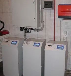 фото Трехфазный стабилизатор напряжения Progress 60000SL