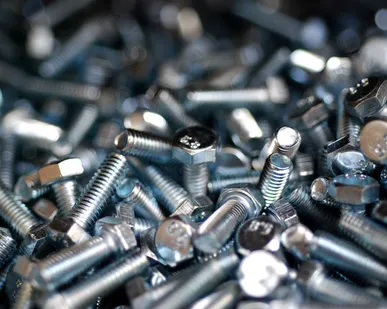 фото Болты