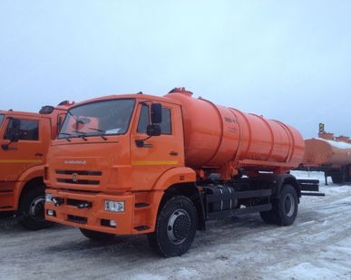 фото Вакуумная машина МВ-11 на шасси КАМАЗ 53605