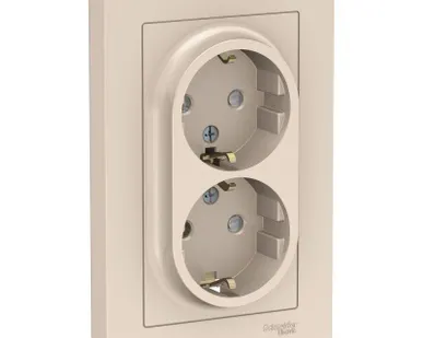 фото Розетка 2-м СП AtlasDesign 16А IP20 с заземл. защ. шторки в сборе беж. SE ATN000226