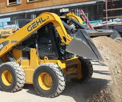 Фото №0 Мини-погрузчик Gehl V400