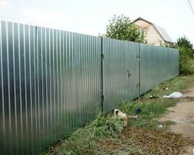 фото Забор из профлиста