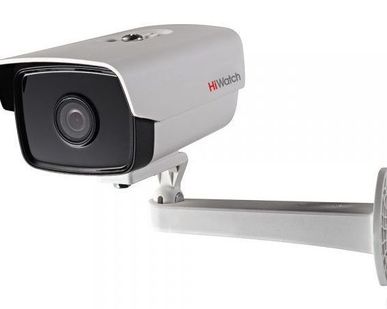 фото Уличная цилиндрическая IP-камера с ИК-подсветкой Hikvision HiWatch DS-I110