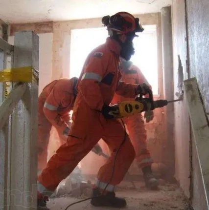 Фото №0 Демонтажные работы здания