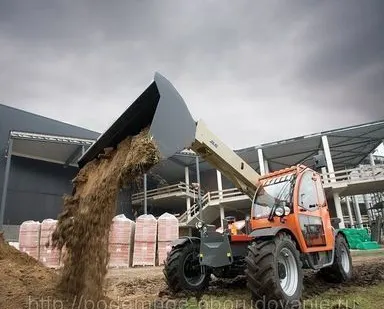 фото Аренда телескопического погрузчика JLG 4013