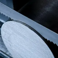 фото Резка на ленточнопильном станке