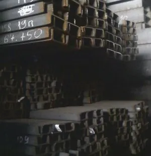 фото Швеллер стальной равнополочный горячекатаный 160x64x5 мм 16П С255 ГОСТ 8240-97