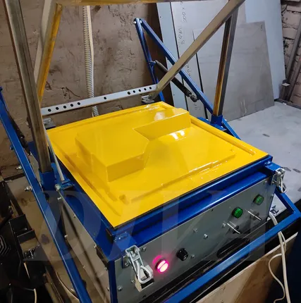 Фото №3 Вакуум формовочный станок купить