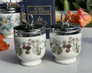 фото Кодлер на 1 яйцо Royal Worchester Англия