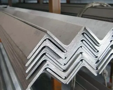 фото Уголок р/п 160х160х16 09Г2С, С345 4 - св 12000 (ГОСТ 27772-88 НТМК)