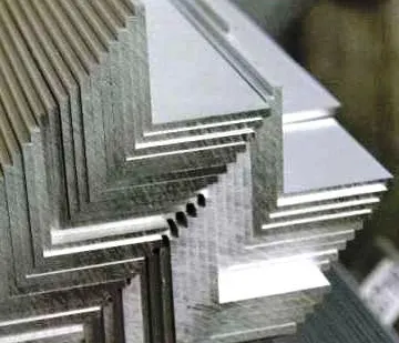 фото Уголок алюминиевый АМг ГОСТ 22233-93